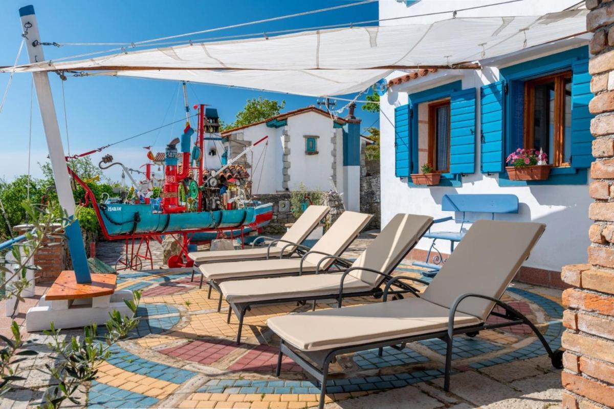 Crni In Crni - Haus Fuer 6 Personen Villa Labin  Buitenkant foto