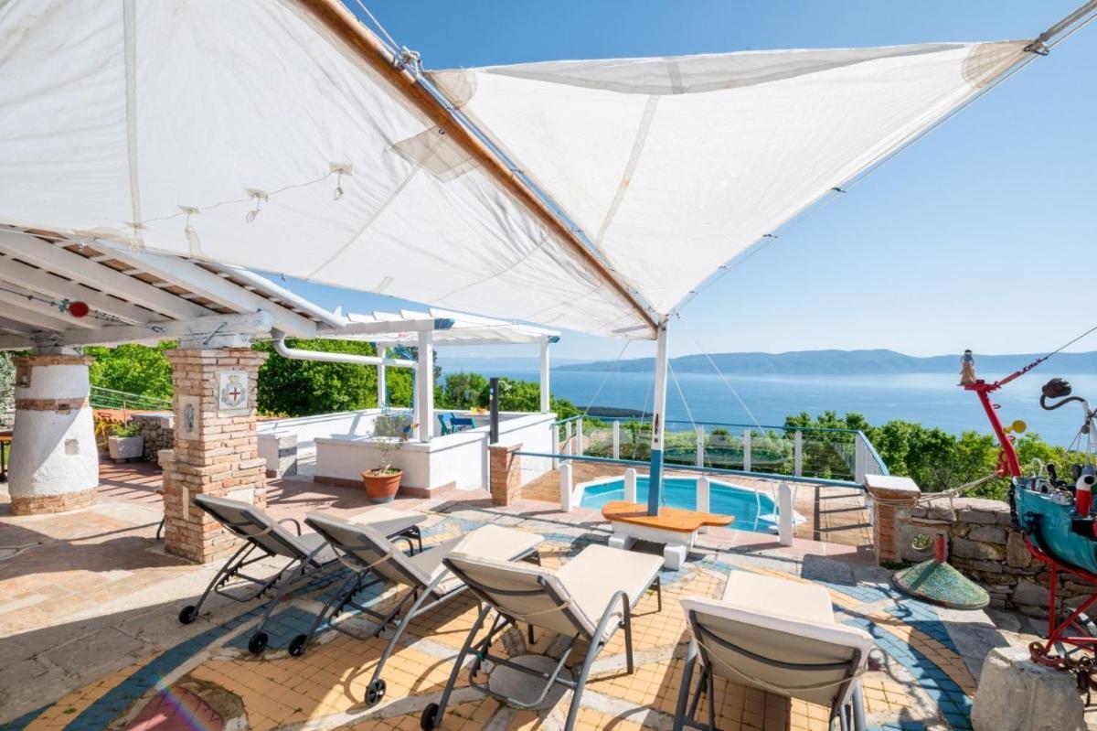 Crni In Crni - Haus Fuer 6 Personen Villa Labin  Buitenkant foto